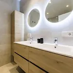 Apartment Sunrise I Apto Moderno Junto A Playa De Zurriola San Sebastian