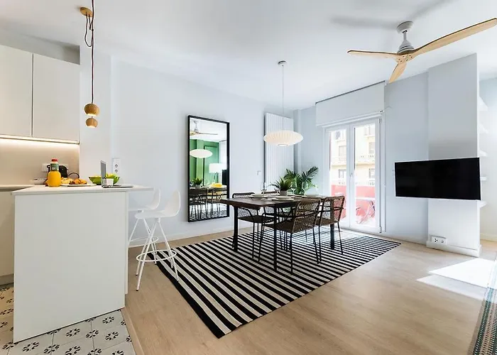 Sunrise I Apto Moderno Junto A Playa De Zurriola *