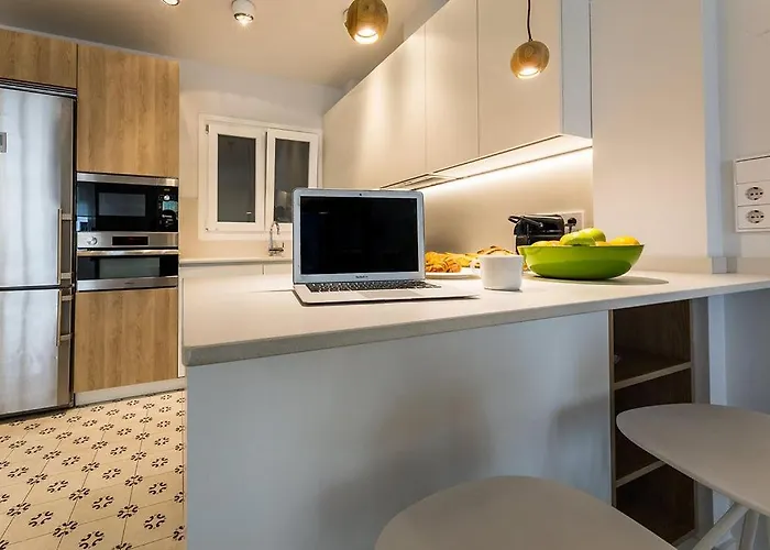 Sunrise I Apto Moderno Junto A Playa De Zurriola San Sebastián